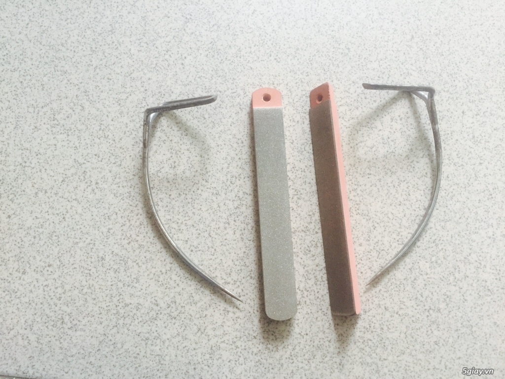 Đá Mài Cựa Gà: Bí Quyết Tạo Nên Những Trận Đấu Gà Hấp Dẫn 3 thuốc Stop 1 3